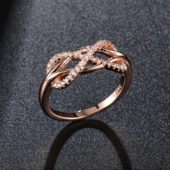 NEW ROSE GOLD DIAMOND INFINITY CROSS KNOT RING, CUTE RING, SHINY RING. - Picture 4 of 4